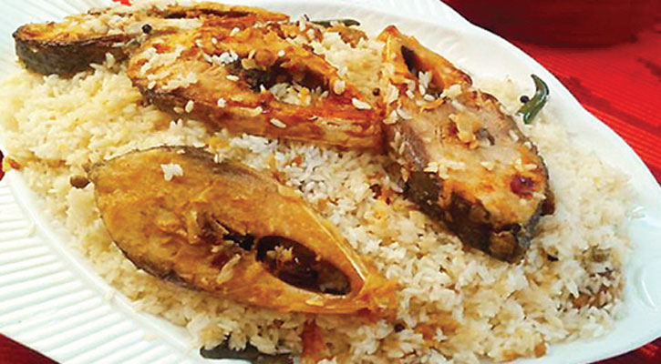 ছুটির দিনে হয়ে যাক ইলিশ পোলাও